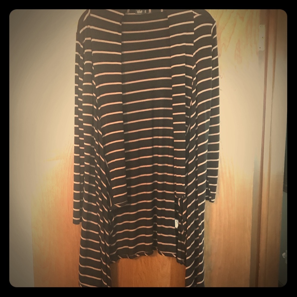 Yala black with tan stripe swing cardigan L/XL